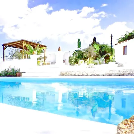 Authentic Family House Summer Appartement